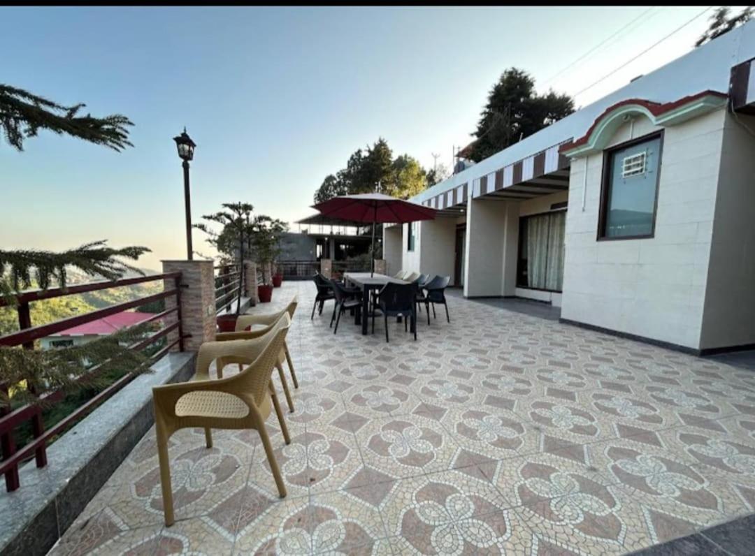 מוסורי Hotel 7 Heavens מראה חיצוני תמונה
